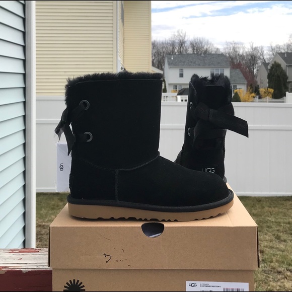 UGG Customizable Bailey Bow II - Picture 8 of 8